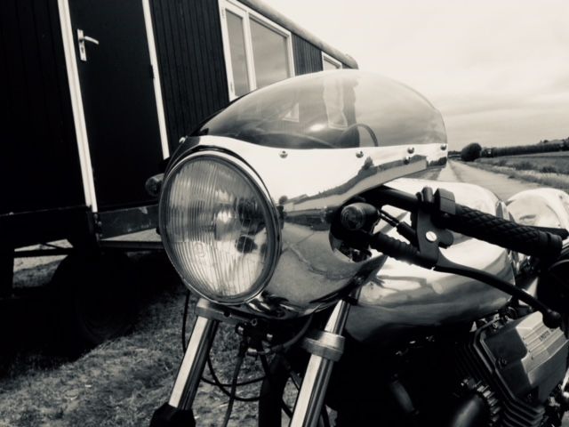 Omega Racer fairing & Guzzi