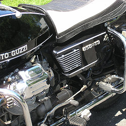 Guzzi side panel grill