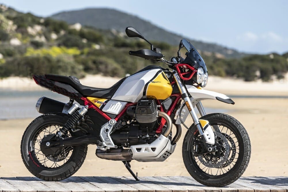 Guzzi V85 Supermoto