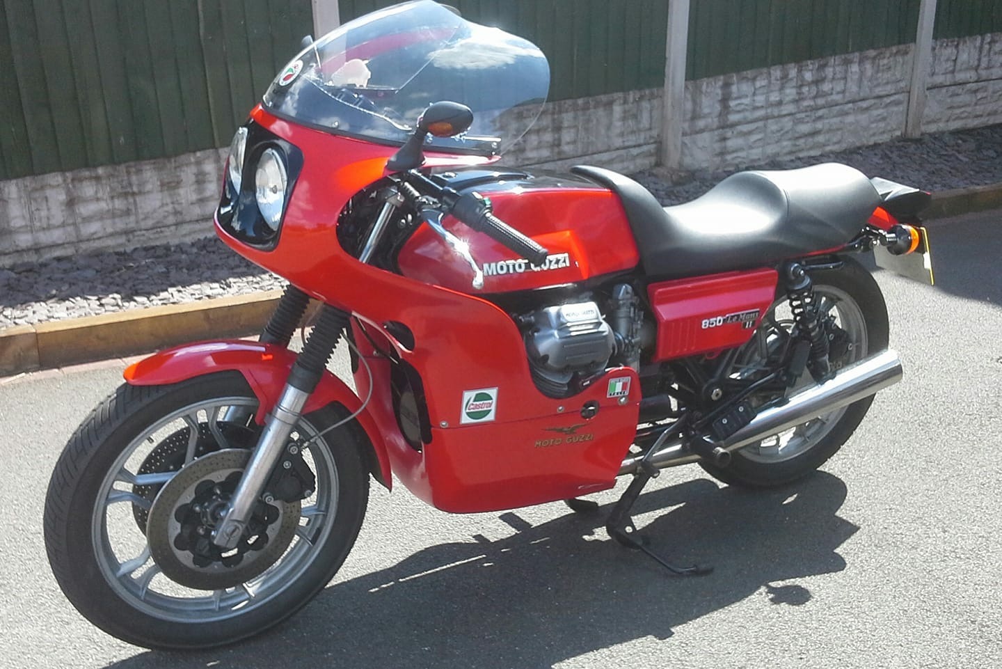 MJR/Apple Guzzi Le Mans